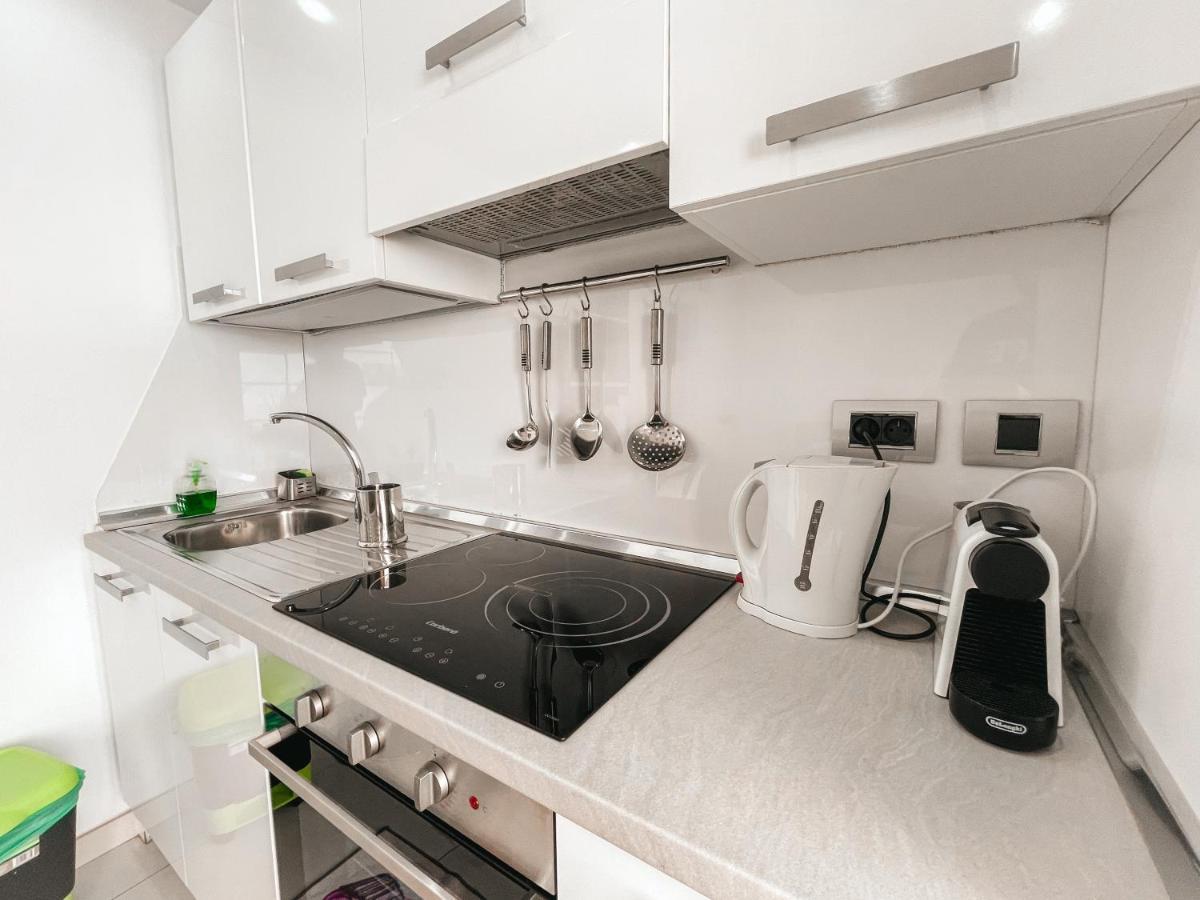 Exclusive Francy'S Apartment In Garden City, Sant'Eugenio 阿德耶 外观 照片